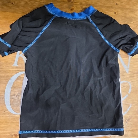 Lot of 5, Size 4 Boy Swimming Clothes, 4 Trunks & 1 Top Mario - Picture 7 of 16